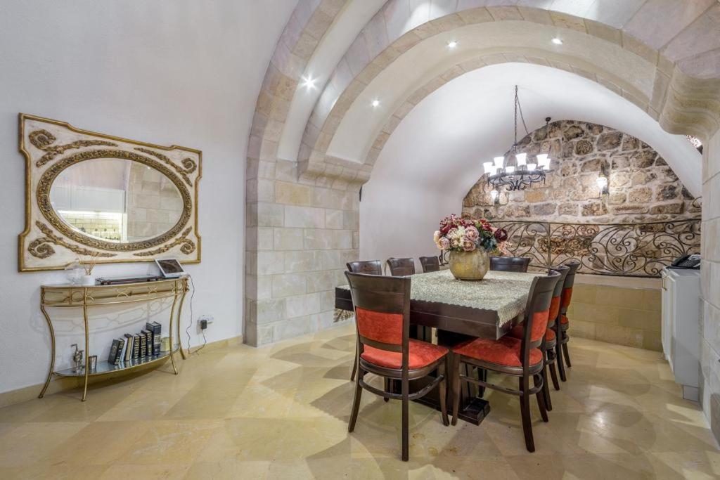 Western Wall Luxury House Appartement Jeruzalem Buitenkant foto